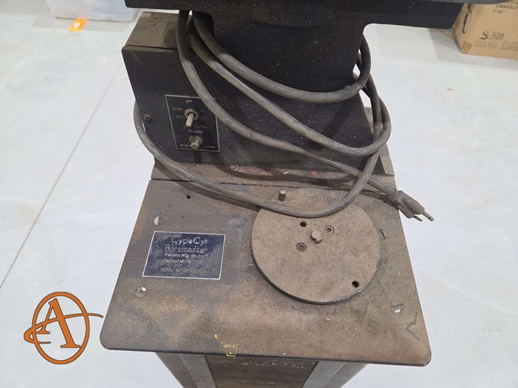 cyclecyl-boremaster-cylinder-boring-machine-image-6