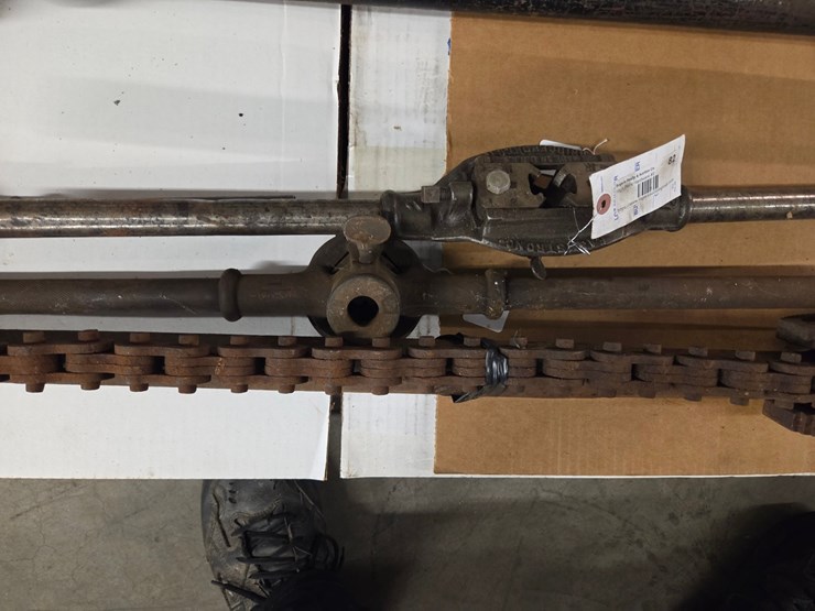 #82-•-pipe-turner-&-threading-handles-image-1