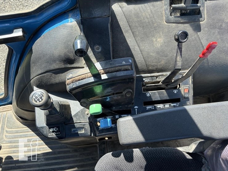 ford-8630-image-36