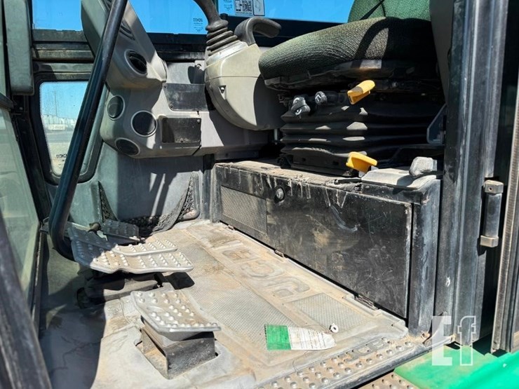 2019-jcb-85z-1-image-38