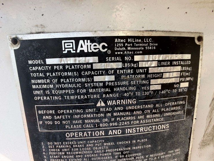 2005-altec-ah125-125’-telescoping-bucket-w/truck-body-image-36