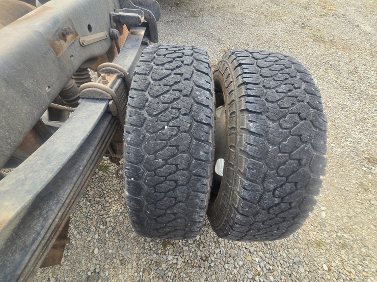 2021-ford-f350-image-49