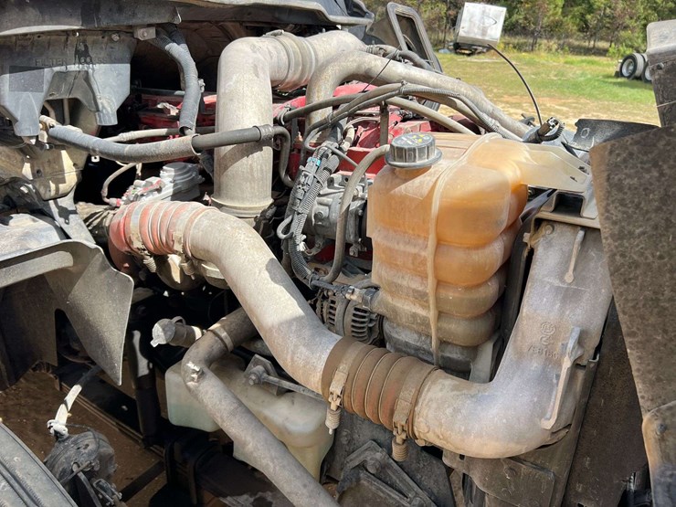2016-international-prostar+-122-tandem-axle-day-cab-truck-tractor-–-cummins-isx15-diesel-(530,432-mi-image-8