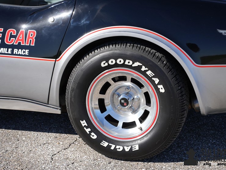 run-#71---1978-chevrolet-corvette-pace-car-edition-image-17