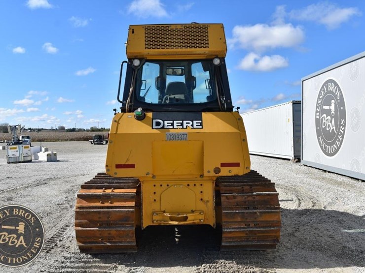 2021-deere-650k-image-6
