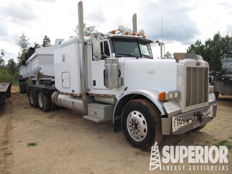 2007-peterbilt-379-s/a-sleeper-haul-truck-image-2