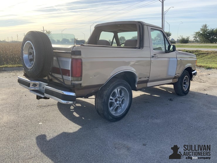 1989-ford-xlt-bronco-4x4-suv-image-5