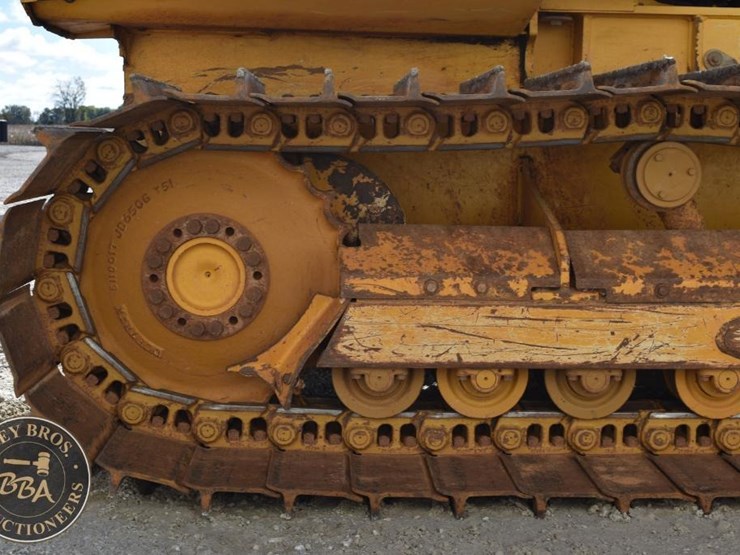 2021-deere-650k-image-30