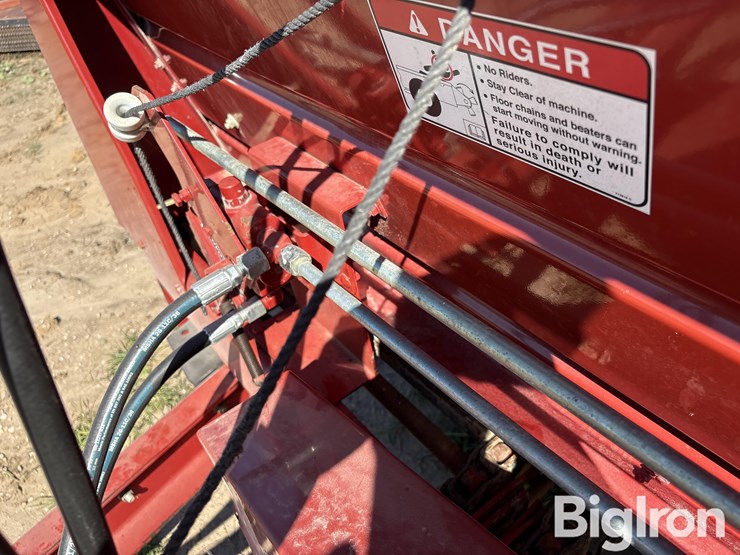 new-holland-195-t/a-manure-spreader-image-17