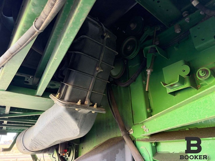 2012-john-deere-s670-combine-image-82