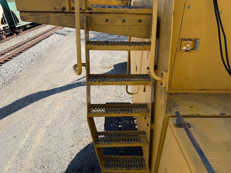 #4098-•-2015-john-deere-870g-lc-excavator-image-142