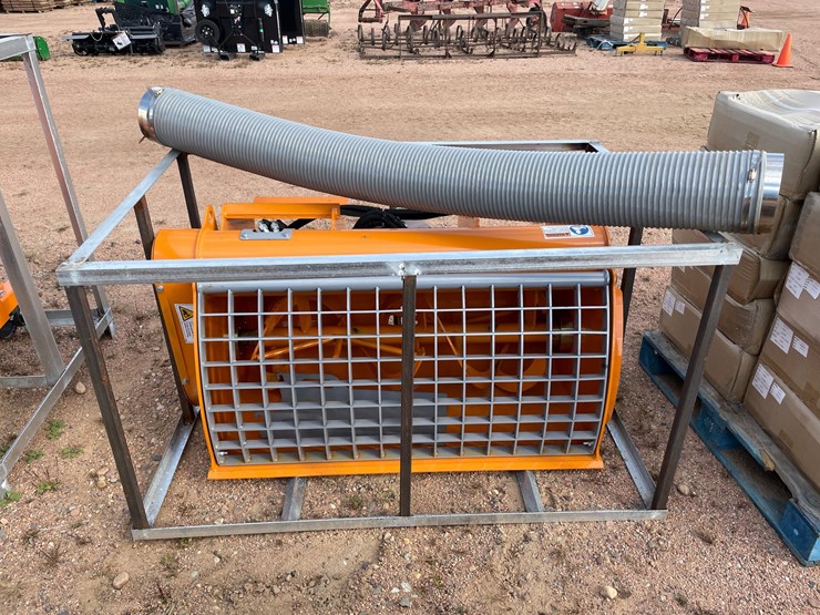 #4065-•-landhonor-skid-steer-double-discharge-concrete-mixer-attachment-image-9