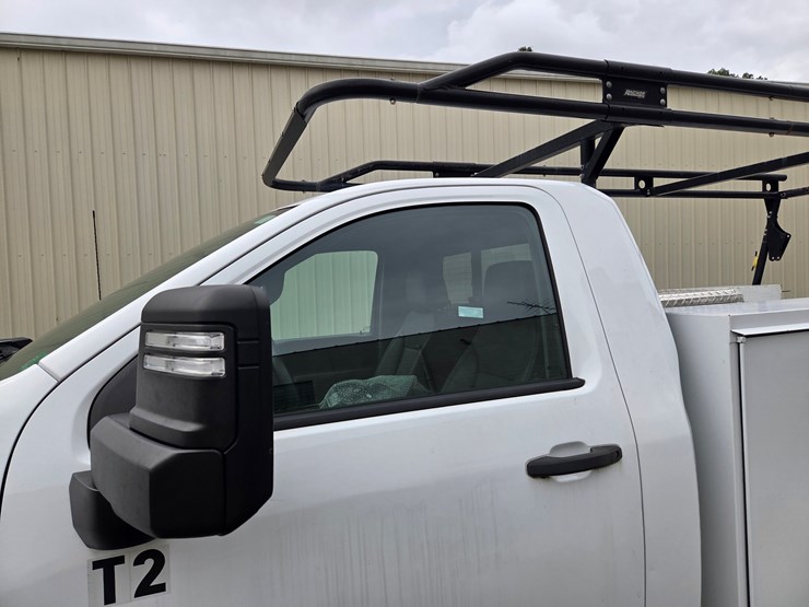 #5-•-2020-chevrolet-2500-service-truck-/-vin:-1gb0wle7xlf295314-/-74,095-miles-image-7