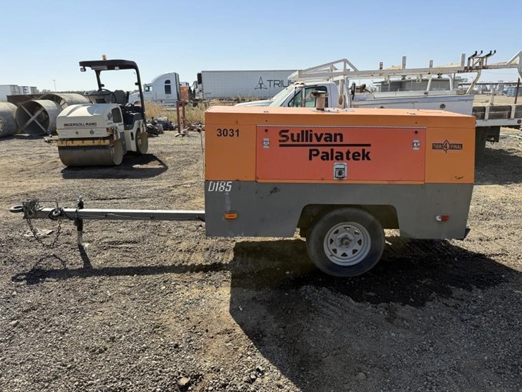 2020-sullivan-palatek-d185p1z4-towable-air-compres-image-5