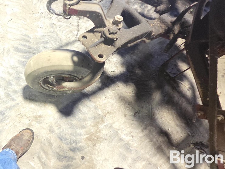 international-sickle-mower-image-11