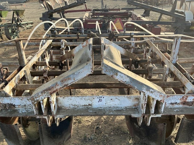 custom-3-pt-3-row-60"-cultivator-image-6