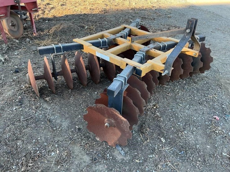 king-kutter-8'-3-pt-offset-disc-image-2