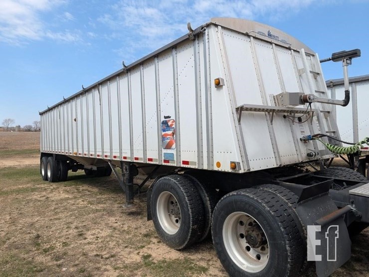 2015-merritt-grain-hopper-image-9