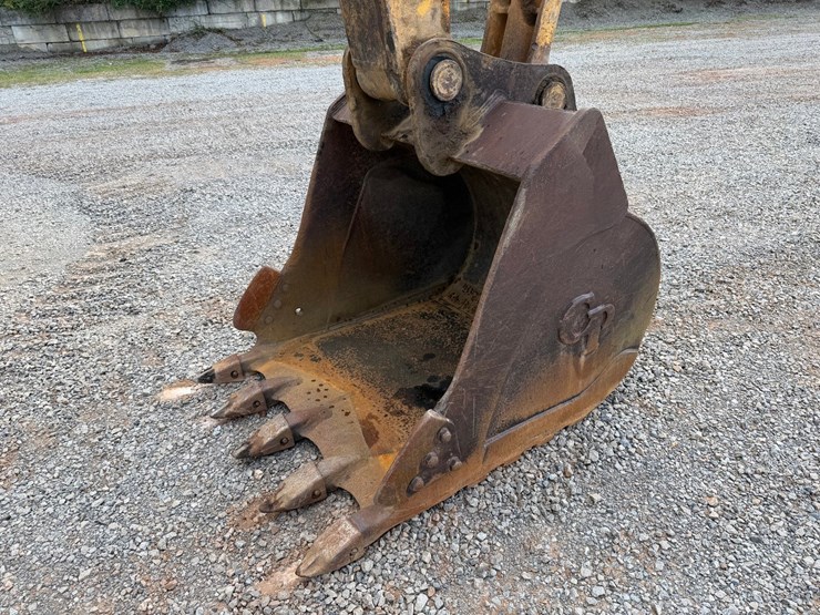 #4089-•-2014-komatsu-pc210-lc-excavator-image-10