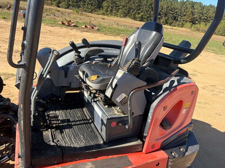 2022-kubota-kx057-4-crawler-excavator-(1,109-hours)-image-7