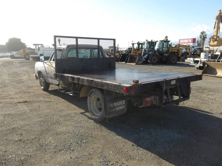 1992-dodge-d350-flatbed-truck-image-5