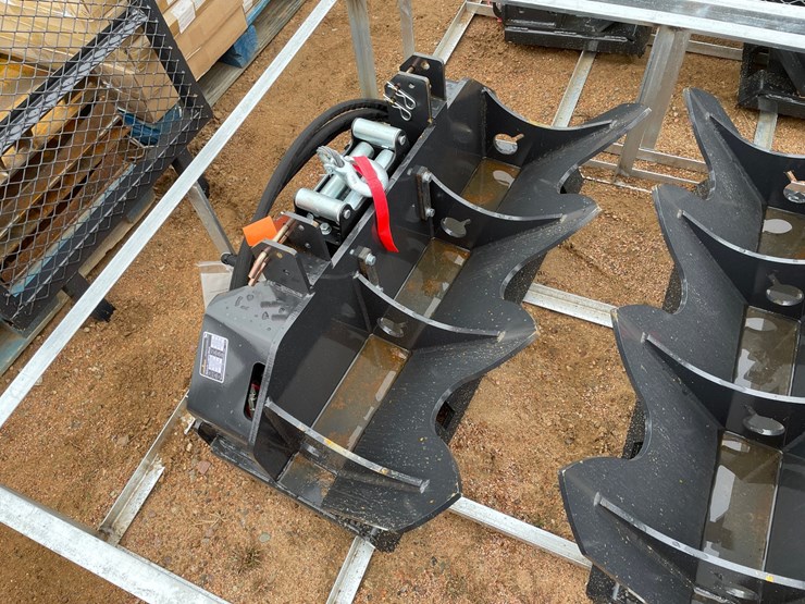 #4124-•-landhonor-15,000-lb.-hydraulic-winch-attachment-image-3
