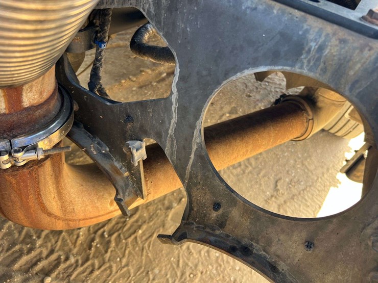 2016-international-prostar+-122-tandem-axle-day-cab-truck-tractor-–-cummins-isx15-diesel-(530,432-mi-image-47