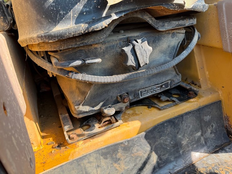 #4088-•-caterpillar-963-crawler-loader-image-91