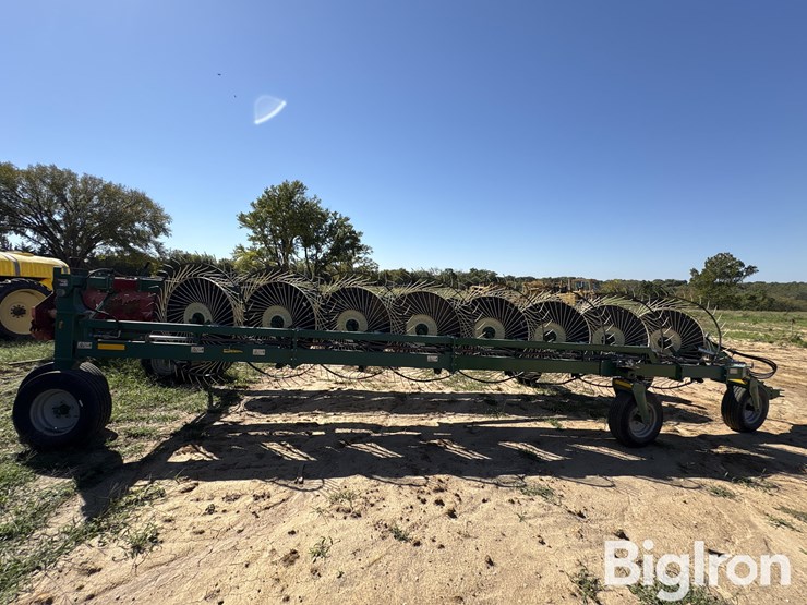 sitrex-magnum-mke14-16-16-wheel-v-rake-image-4