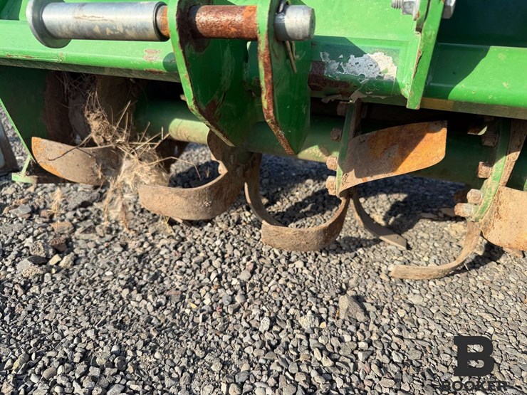 john-deere-665-rotary-tiller-image-12