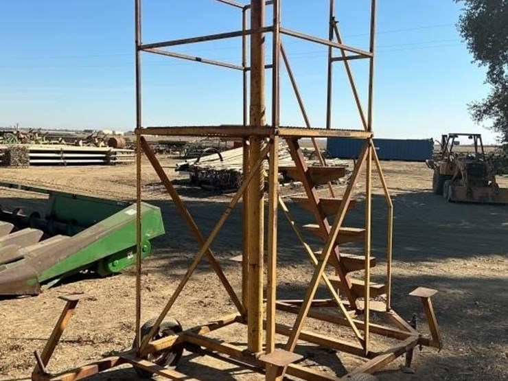 marvin-12'-portable-laser-tower-image-3