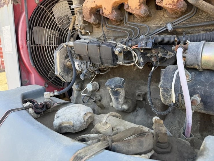 2005-asphalt-zipper-az-480hd-asphalt-grinder-image-18