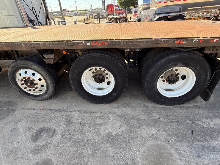 2020-kenworth-t370-image-5