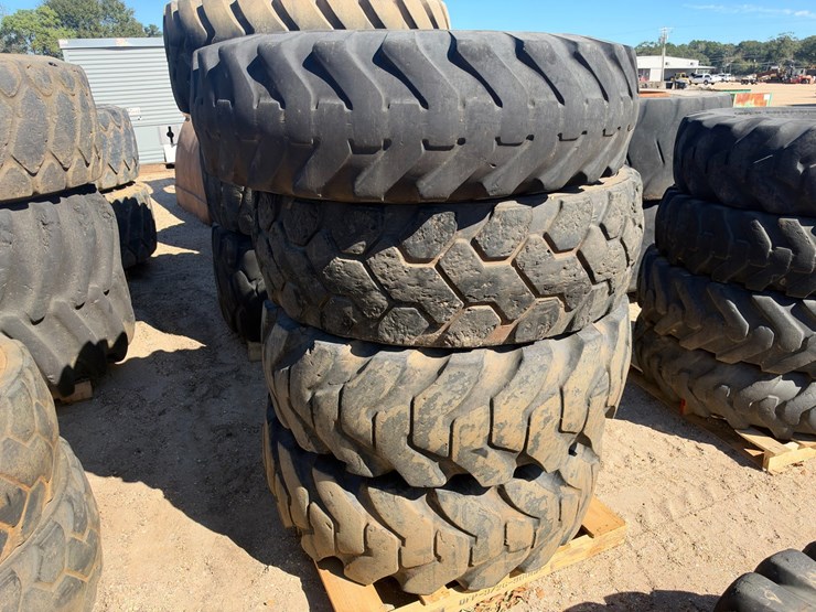 #41527-•-various-equipment-tires-image-3