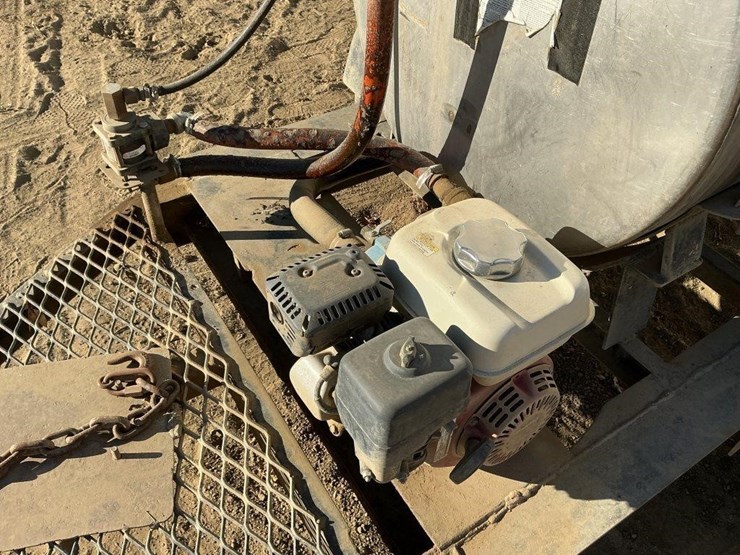 custom-250g-s.s.-mixing/spray-tank-trailer-image-5