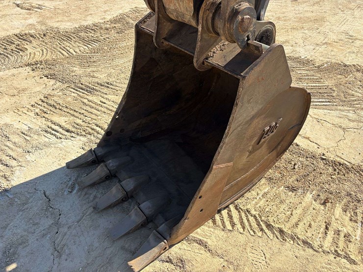 2022-john-deere-200g-excavator-(2,224-hours)-image-23