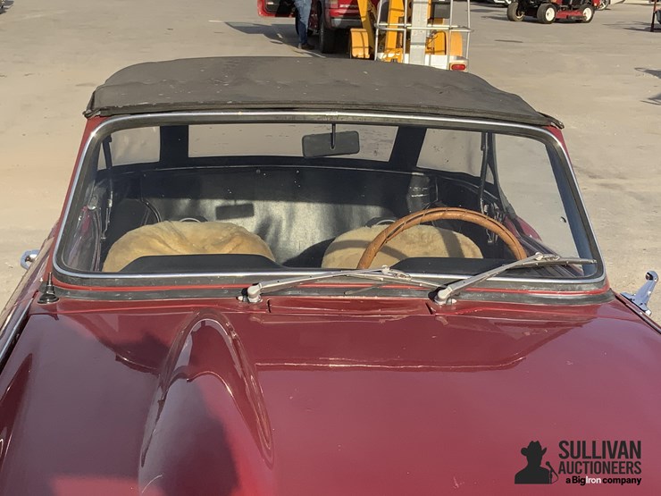 1964-triumph-tr4-2-door-convertible-image-13