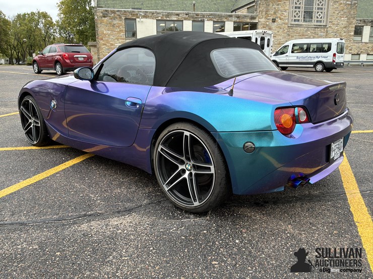 2004-bmw-z4-2.5i-2-door-convertible-roadster-image-7