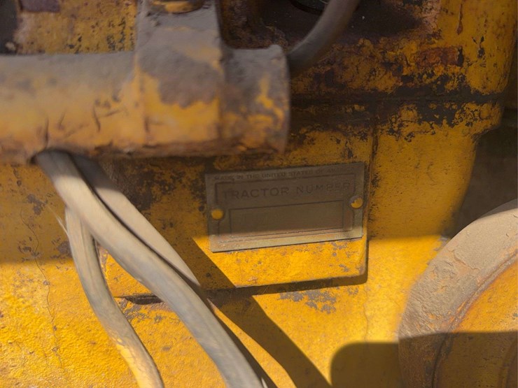 caterpillar-r2-image-45