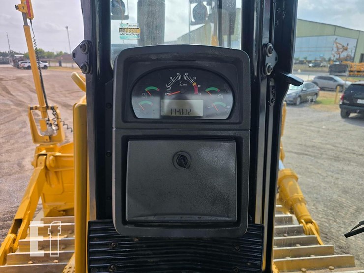 2007-caterpillar-d8t-image-14