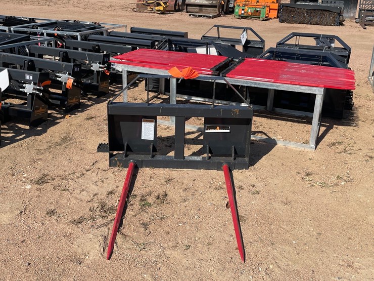#4112-•-landhonor-skid-steer-bale-spear-attachment-image-12