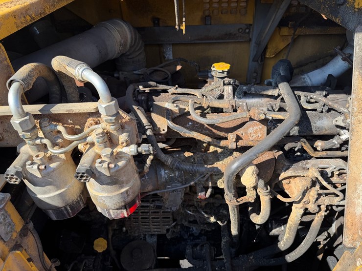 #4098-•-2015-john-deere-870g-lc-excavator-image-93