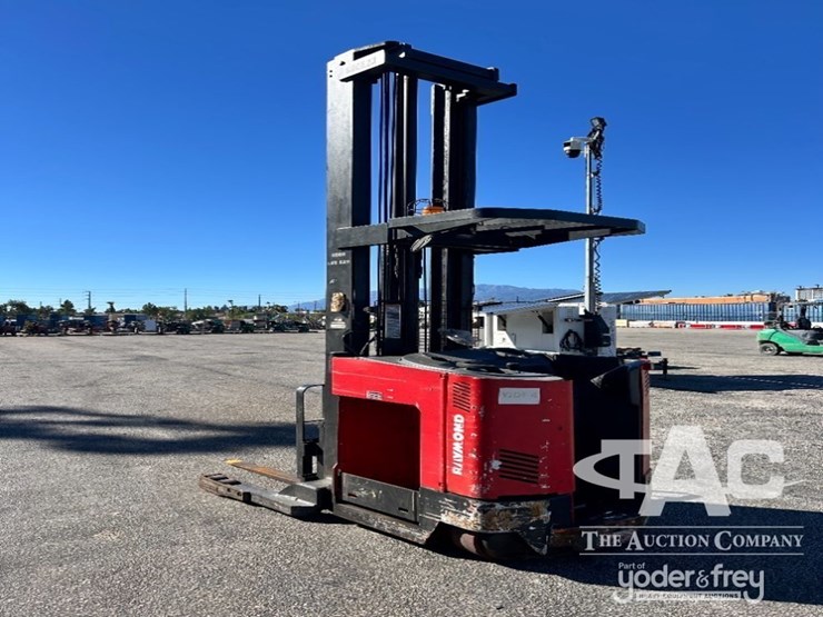 raymond-easir40ttm-order-picker,-4,000#,-143"-mast,-3-image-4