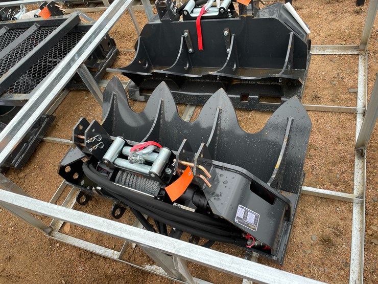 #4125-•-landhonor-15,000-lb.-hydraulic-winch-attachment-image-2