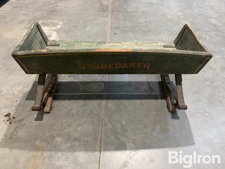 studebaker-wooden-seat-image-7