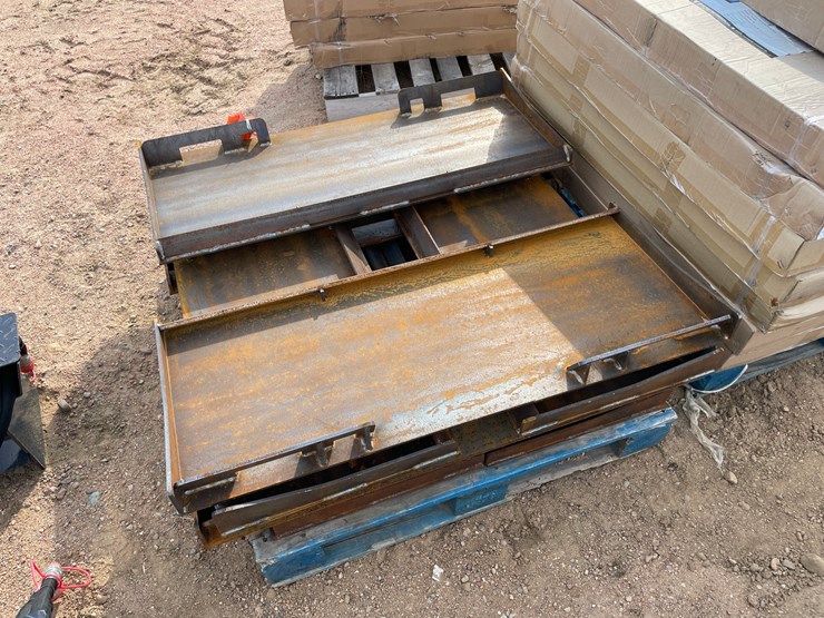 #4135-•-landhonor-skid-steer-universal-adapter-plate-image-5