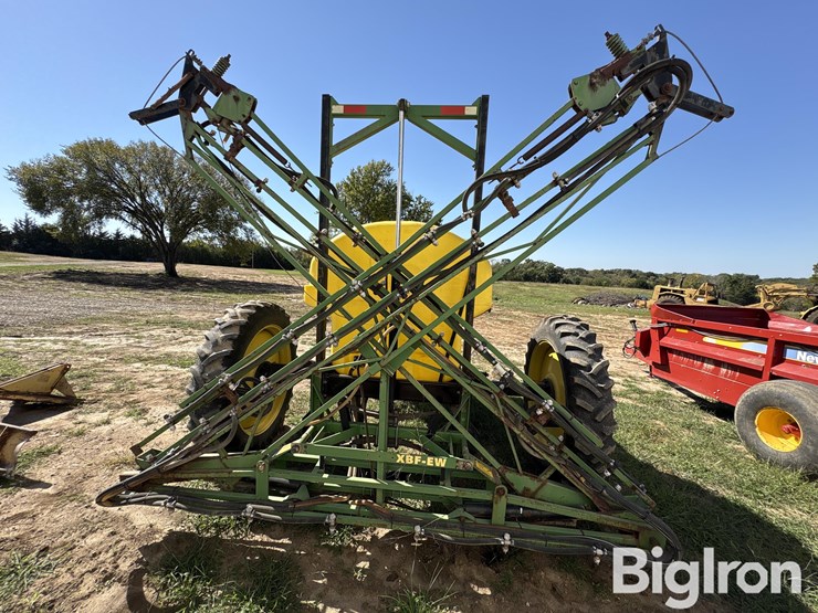 jesse-1000-gal-pull-type-sprayer-image-6