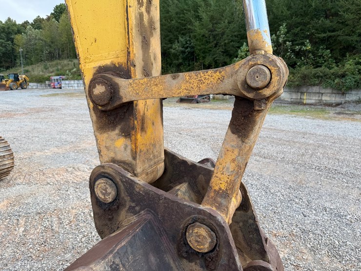 #4089-•-2014-komatsu-pc210-lc-excavator-image-16