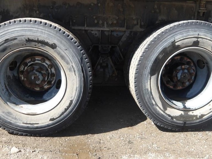 2006-international-5600i-water-truck-image-6