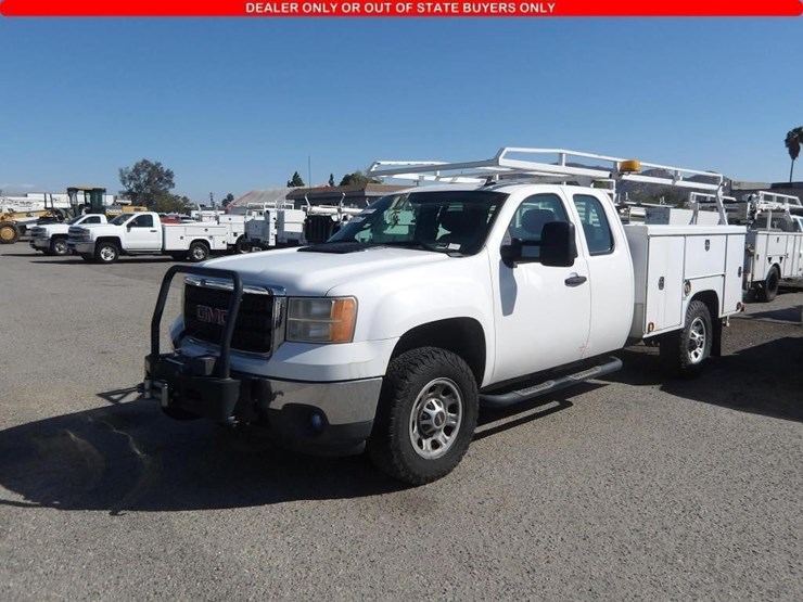 2012-gmc-sierra-3500hd-image-1